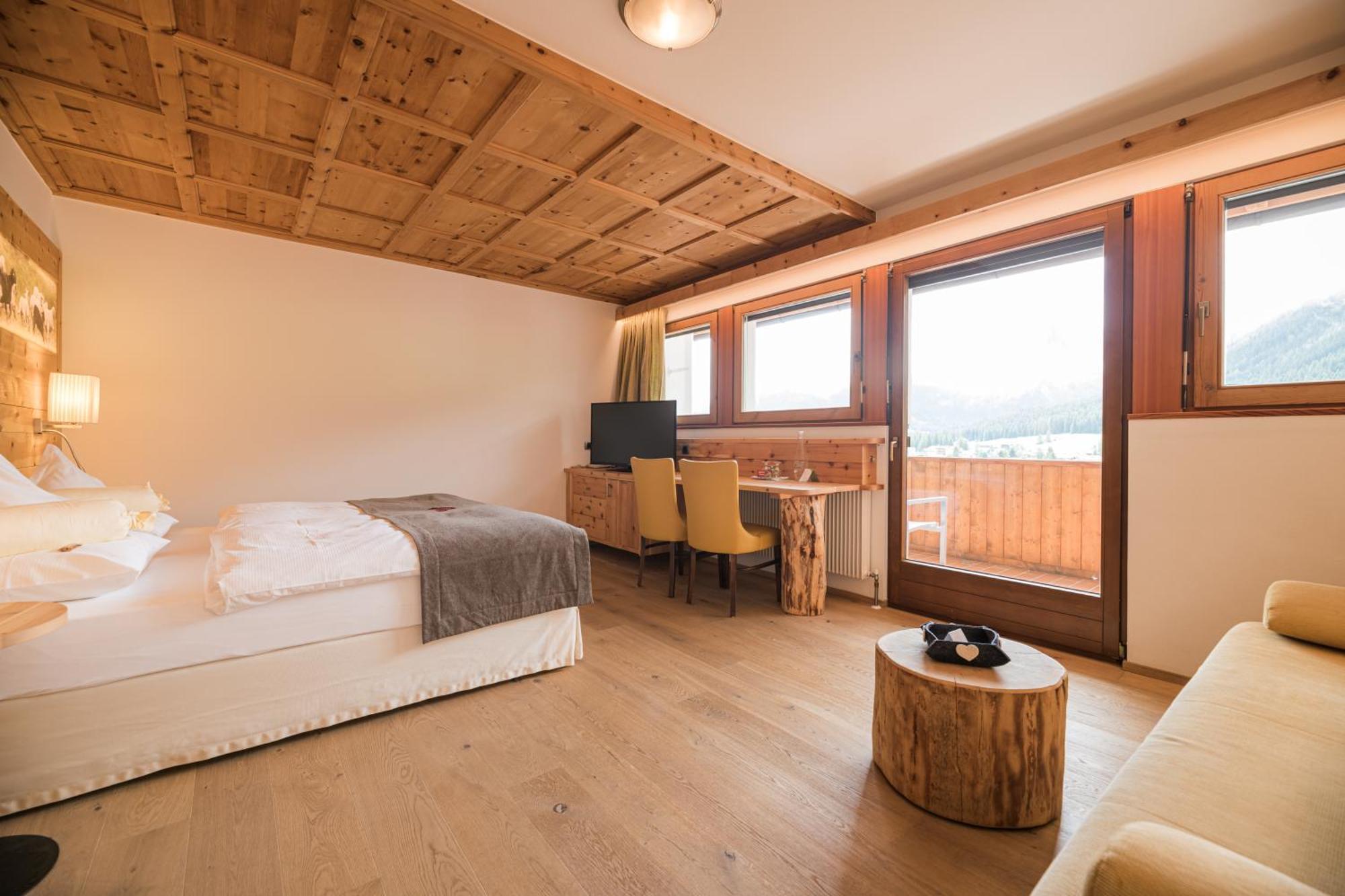 Alpenwellnesshotel St. Veit Sexten Exterior foto